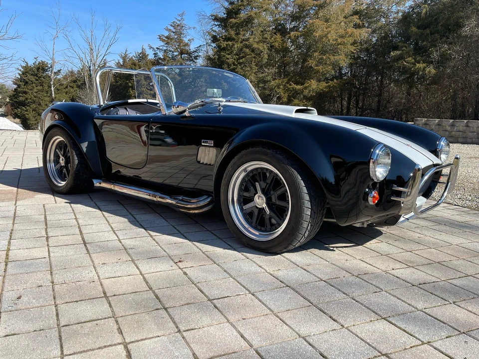 Shelby Cobra Replica - Image 3 of 31