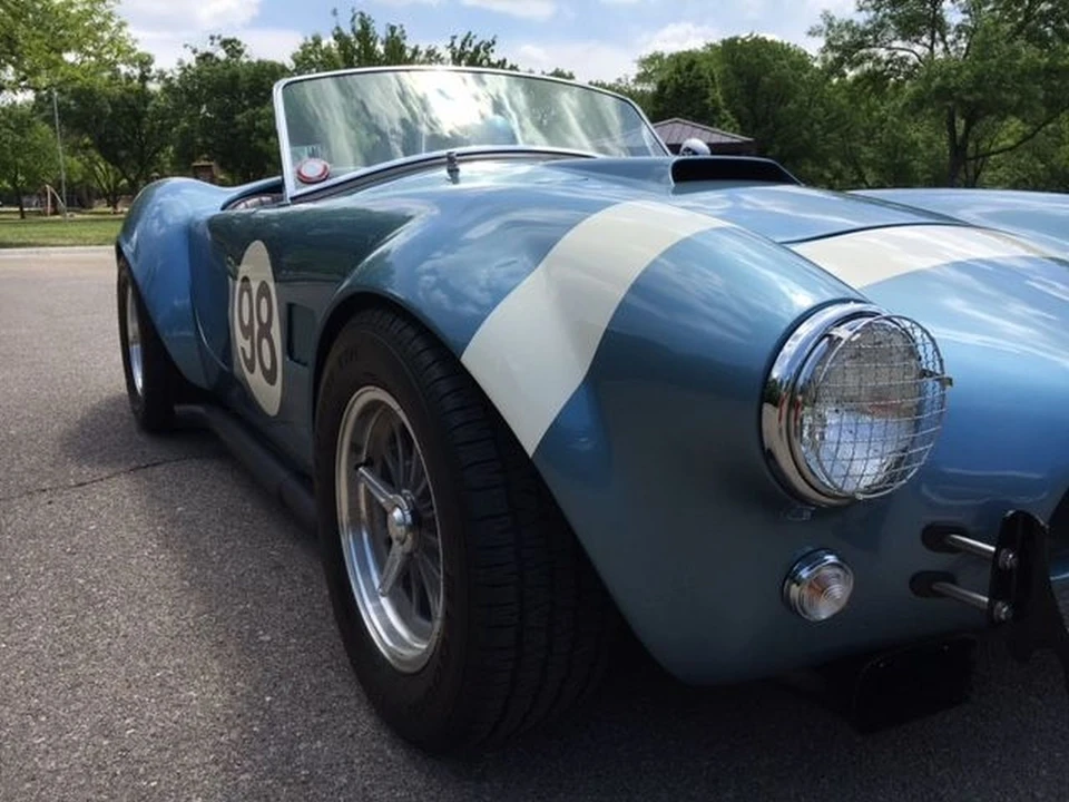 Shelby Cobra Replica - Image 6 of 31
