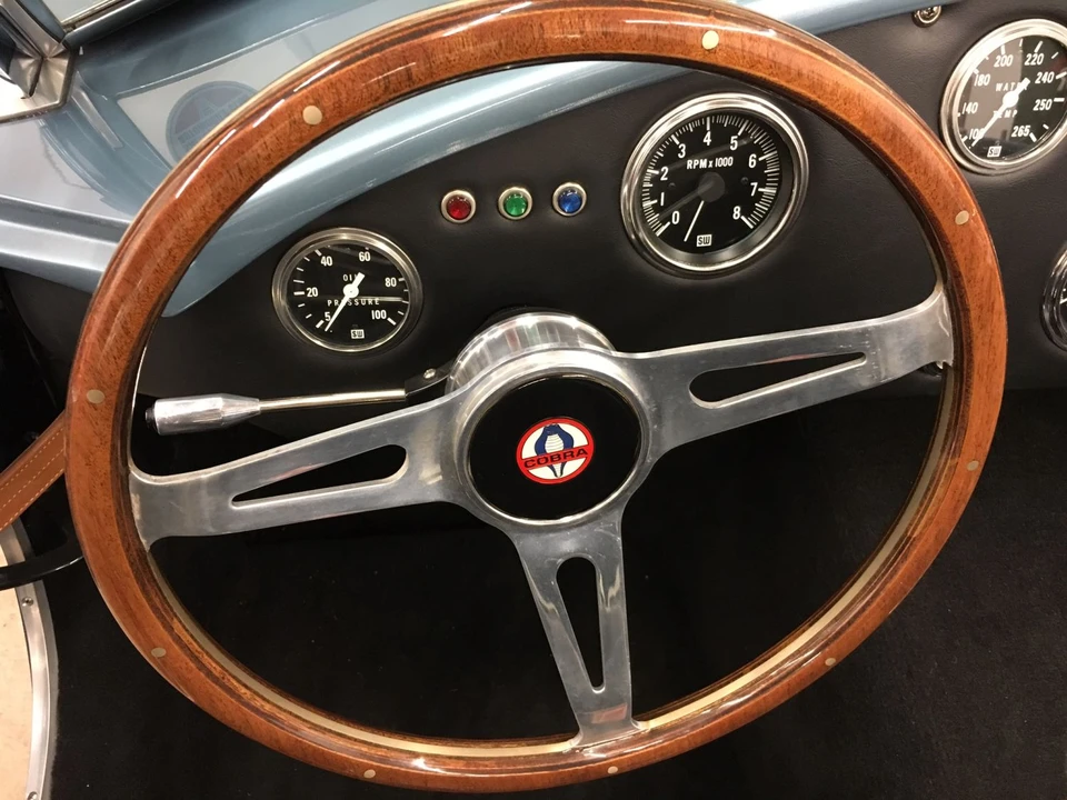 Shelby Cobra Replica - Image 27 of 31