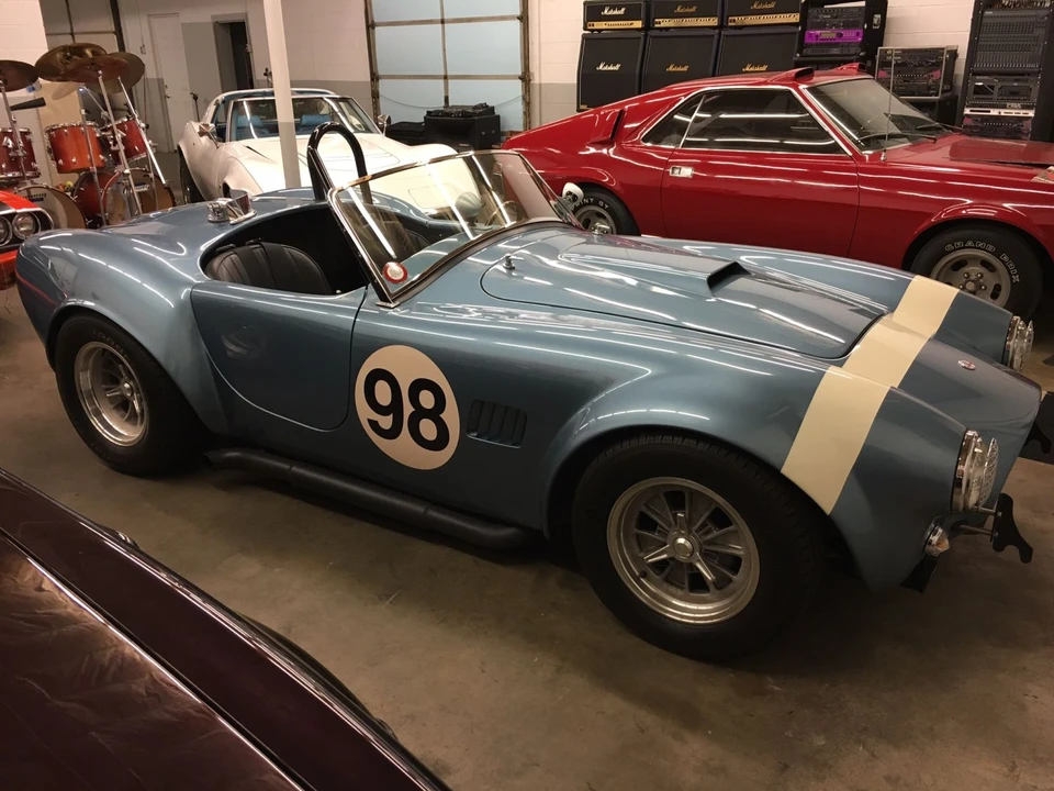 Shelby Cobra Replica - Image 11 of 31