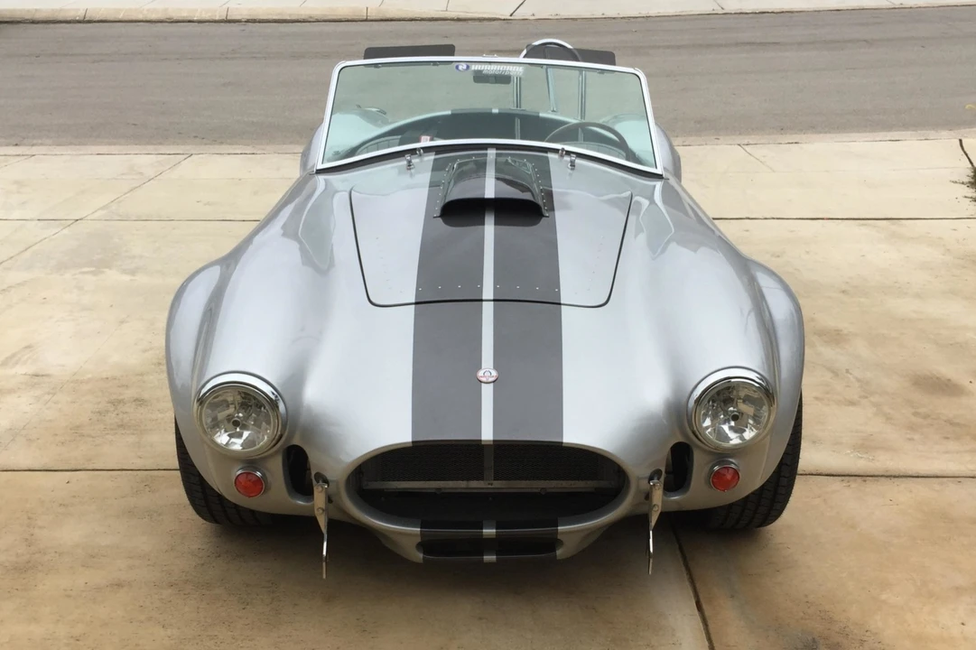 Shelby Cobra Replica - Image 7 of 31