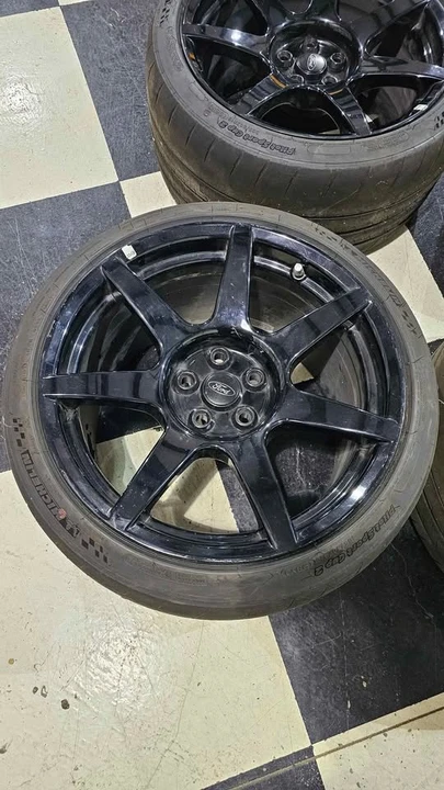 2016 Parts & Memorabilia Other Wheels - Image 4 of 5