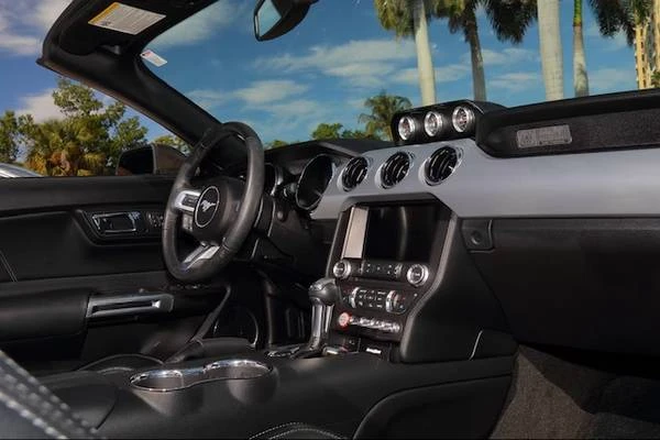 2017 Shelby GT500 - Image 4 of 7