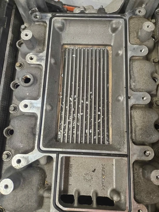 2009 Parts & Memorabilia Engines - Image 4 of 4