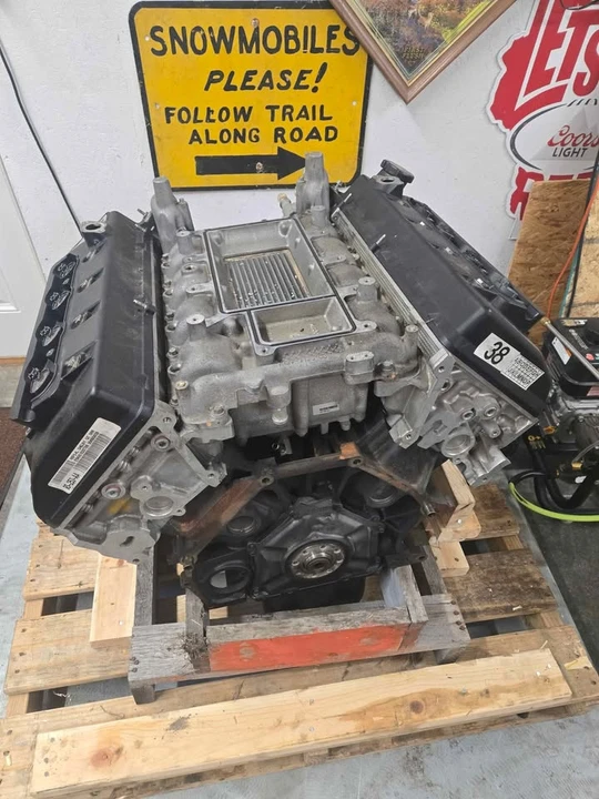 2009 Parts & Memorabilia Engines - Image 3 of 4
