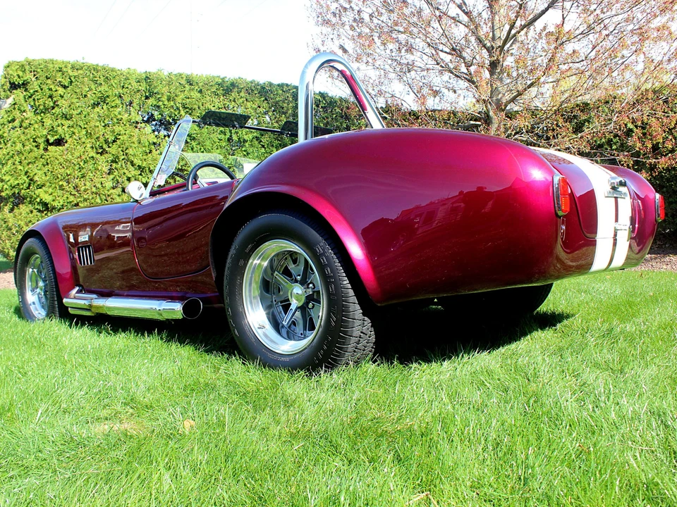 Shelby Cobra Replica - Image 15 of 31