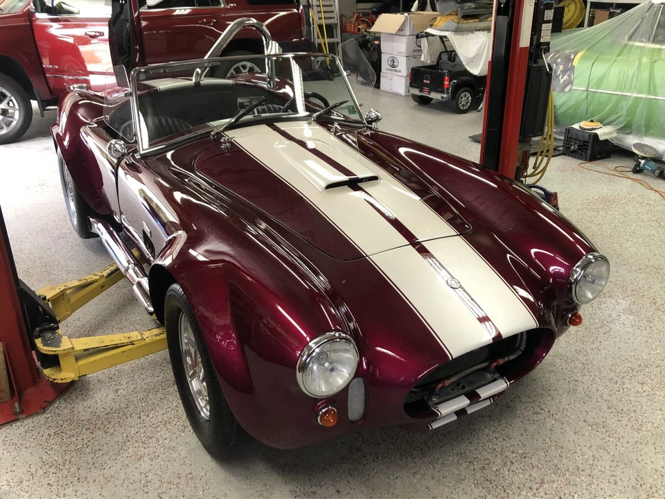 Shelby Cobra Replica - Image 24 of 31