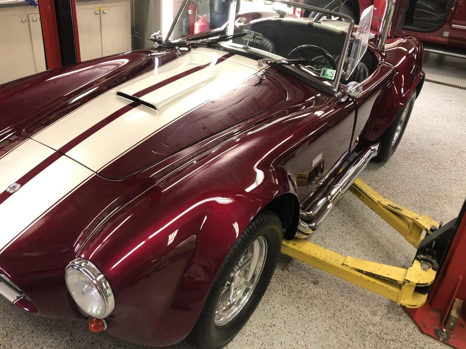Shelby Cobra Replica - Image 25 of 31