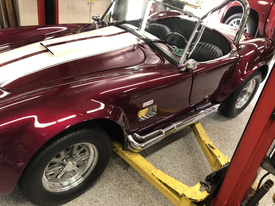 Shelby Cobra Replica - Image 26 of 31