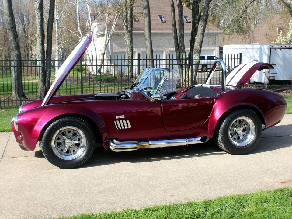 Shelby Cobra Replica - Image 11 of 31