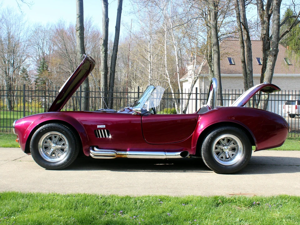 Shelby Cobra Replica - Image 12 of 31