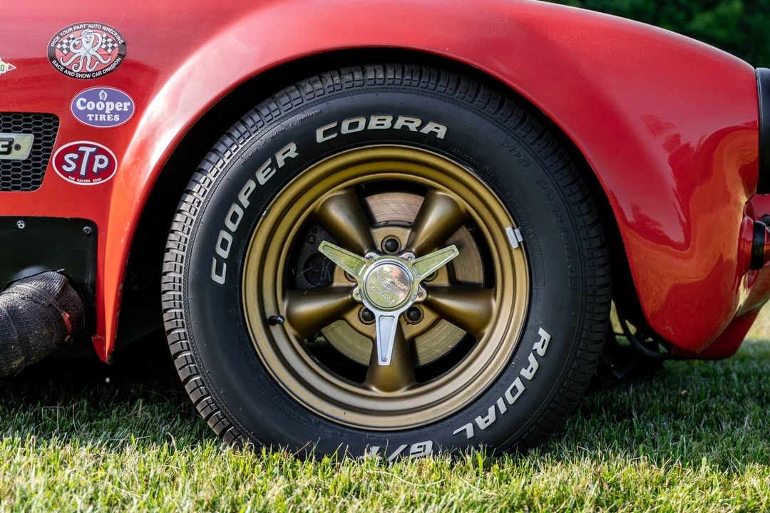 Shelby Cobra Replica - Image 19 of 31