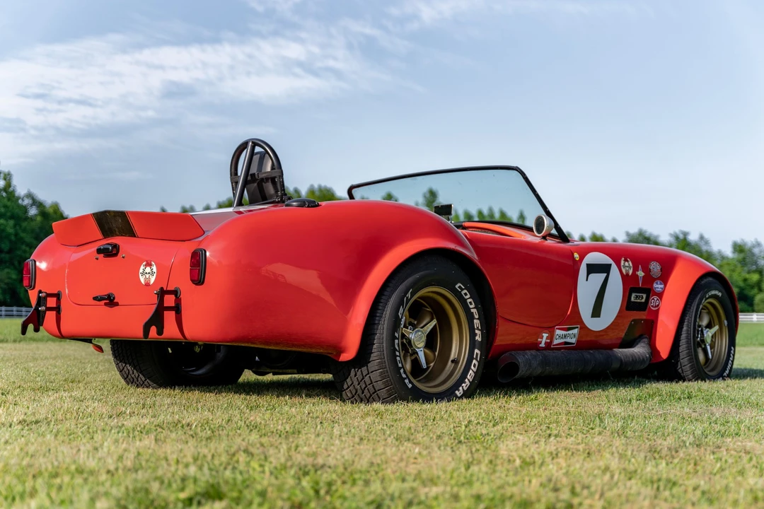 Shelby Cobra Replica - Image 7 of 31