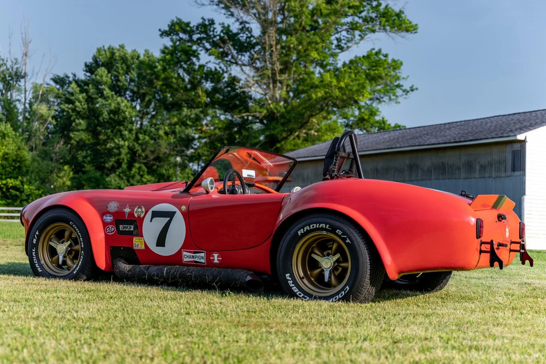 Shelby Cobra Replica - Image 9 of 31