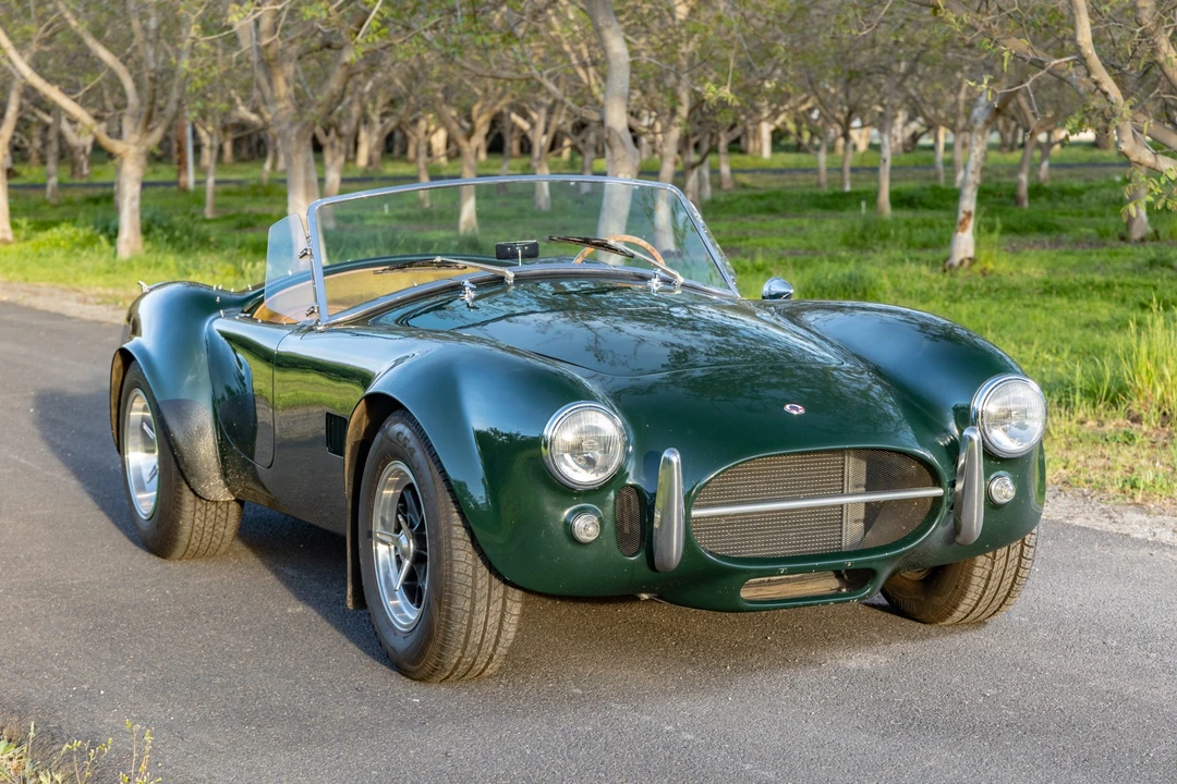 Shelby Cobra Replica - Image 4 of 31