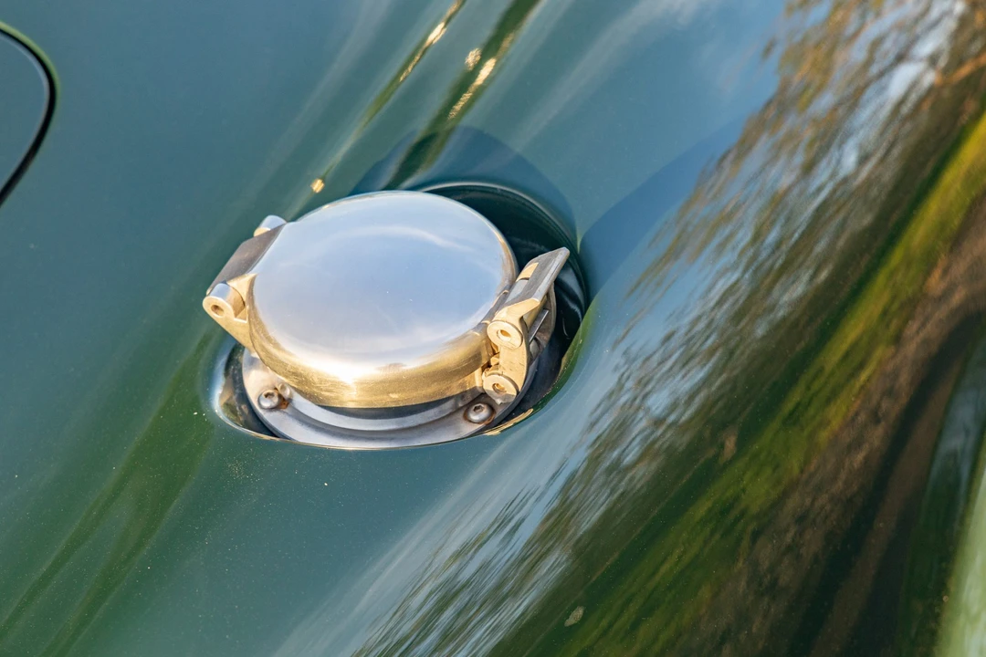 Shelby Cobra Replica - Image 21 of 31