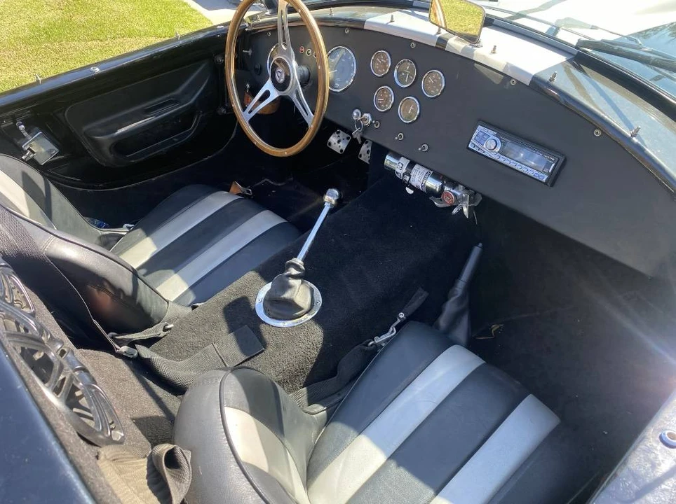 1965 Shelby Cobra 289 - Image 5 of 14