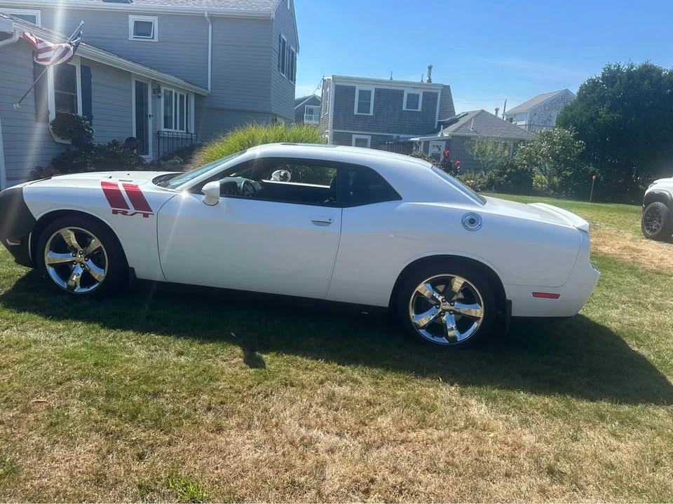 2012 Dodge Challenger 3rd Gen - Image 4 of 8
