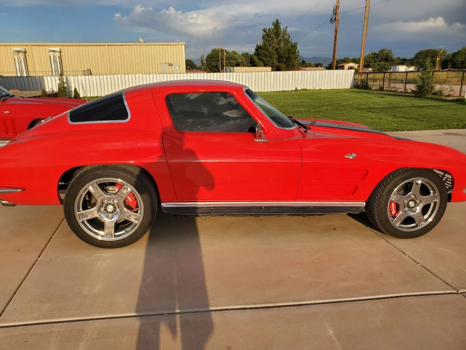 1963 Chevrolet Corvette C2 - Image 2 of 13