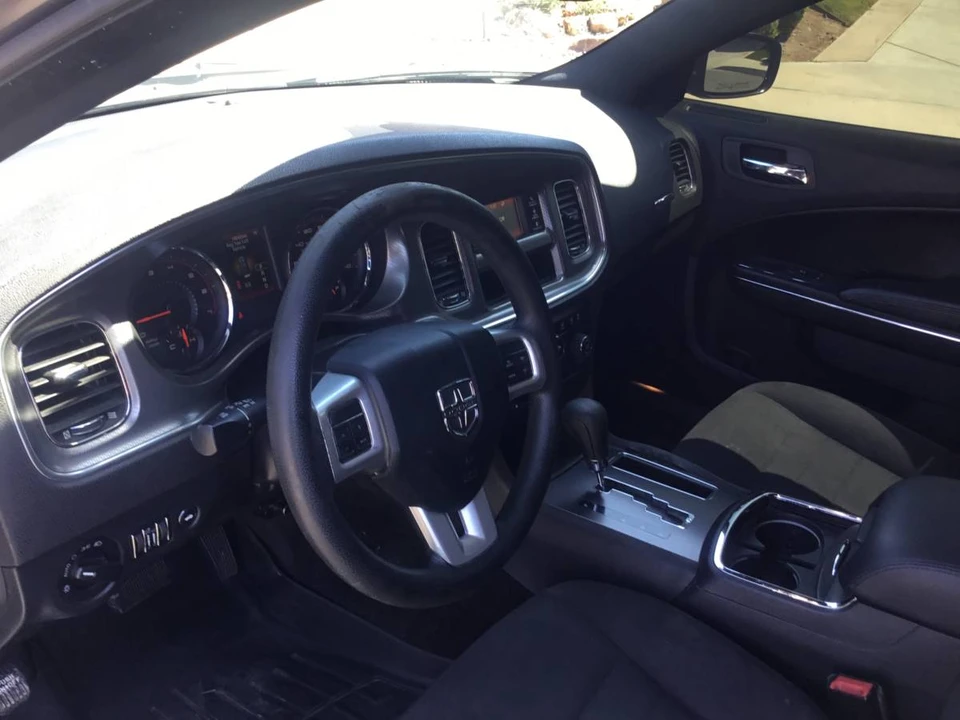 2014 Dodge Charger 7th Gen - Image 16 of 21