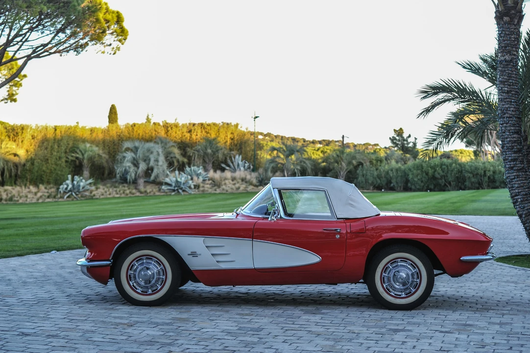 Chevrolet Corvette C1 - Image 19 of 31