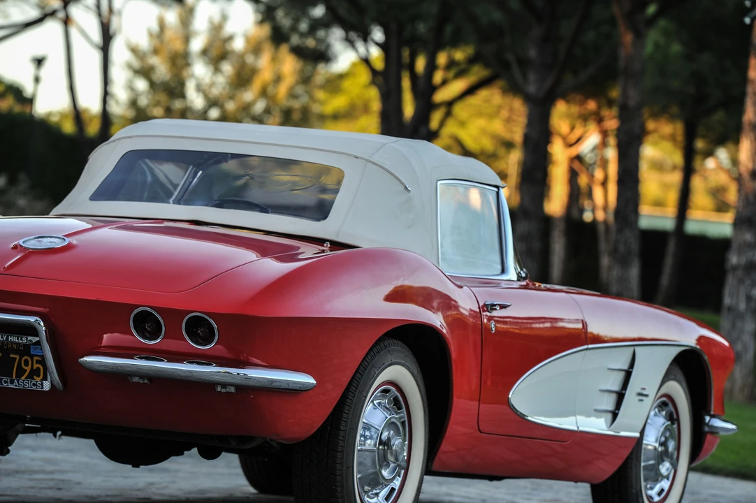 Chevrolet Corvette C1 - Image 22 of 31