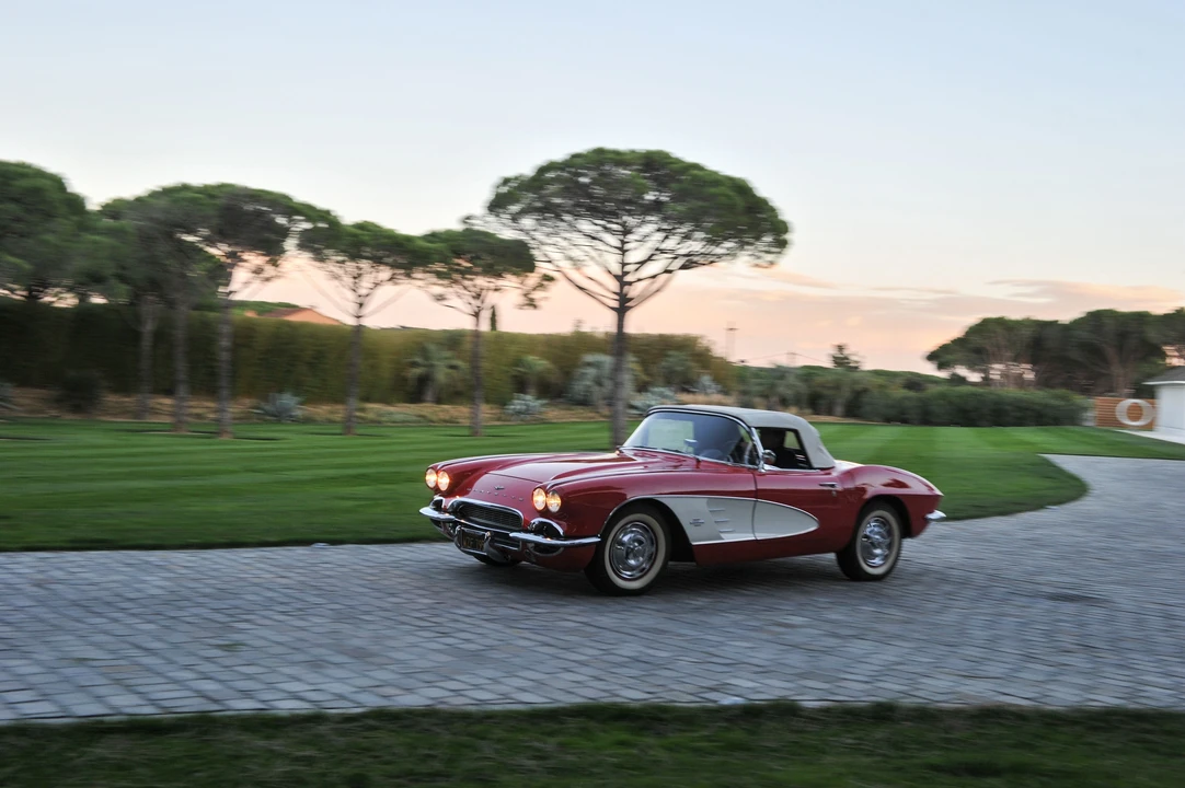 Chevrolet Corvette C1 - Image 13 of 31