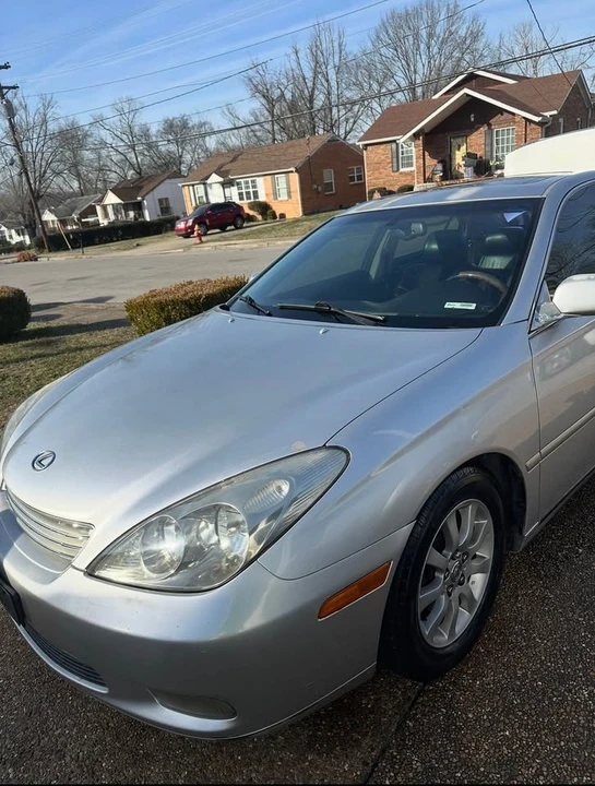 2002 Lexus ES 4th Gen - Image 5 of 10