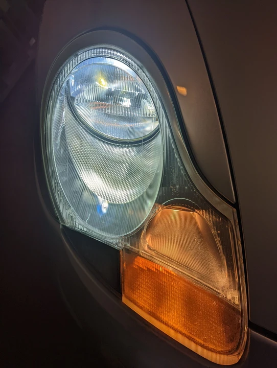 2000 Porsche 996 Carrera 4 - Image 6 of 31