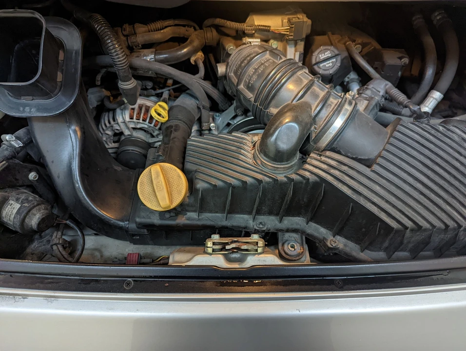 2000 Porsche 996 Carrera 4 - Image 11 of 31