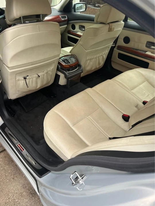 2007 BMW E65/E66 750i & 760i Sedan - Image 3 of 9