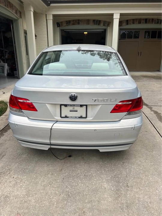 2007 BMW E65/E66 750i & 760i Sedan - Image 9 of 9