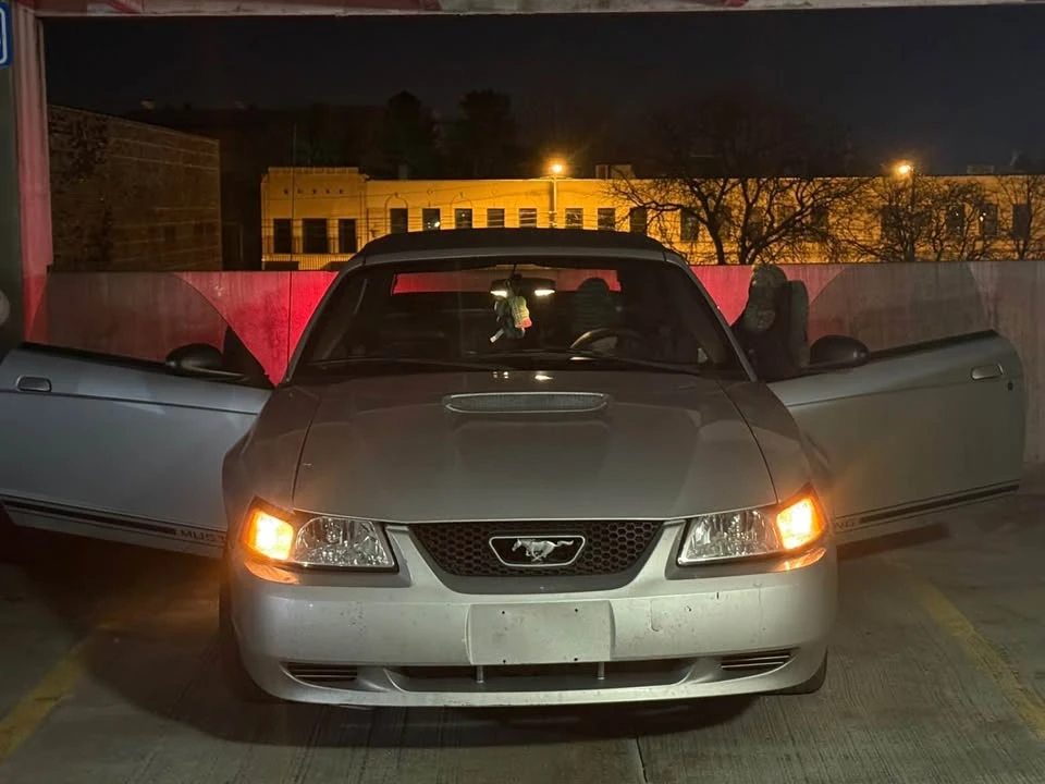 2001 Ford SN95 Mustang - Image 3 of 4