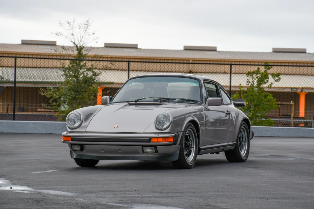 1985 Porsche 911 Carrera 3.2 - Image 6 of 31