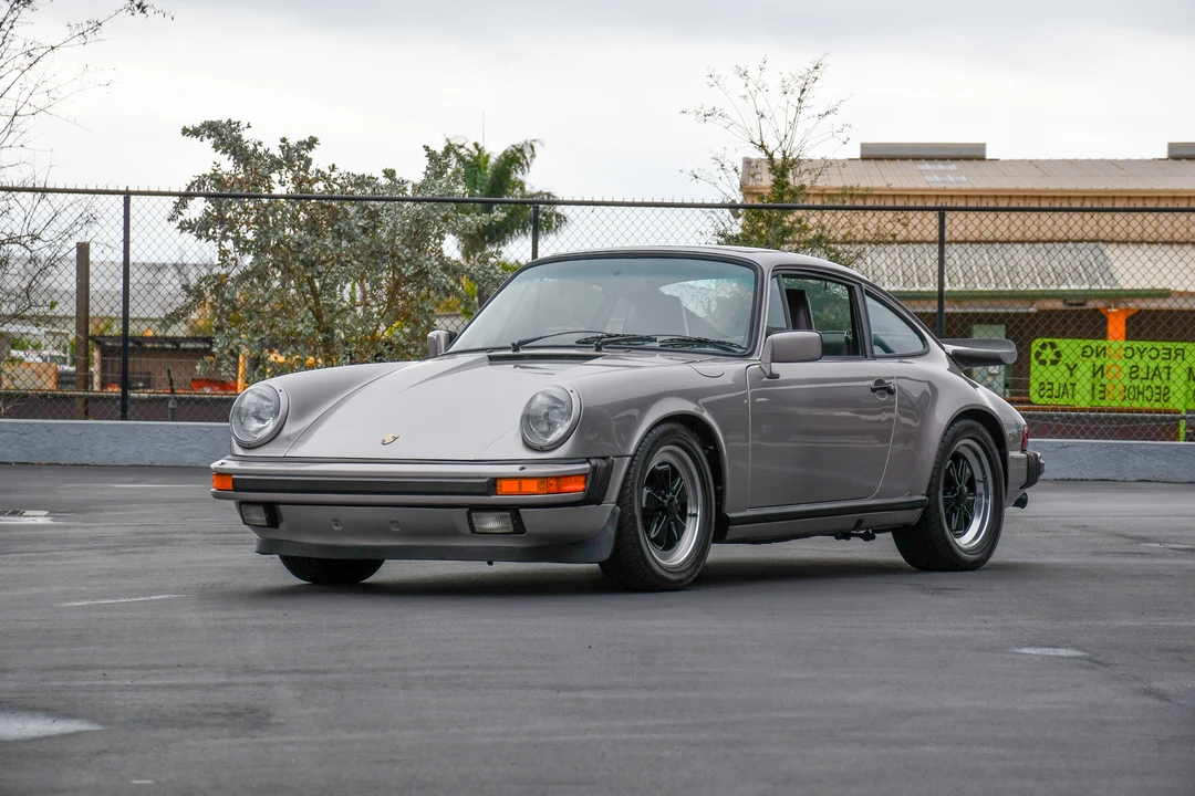 1985 Porsche 911 Carrera 3.2 - Image 4 of 31