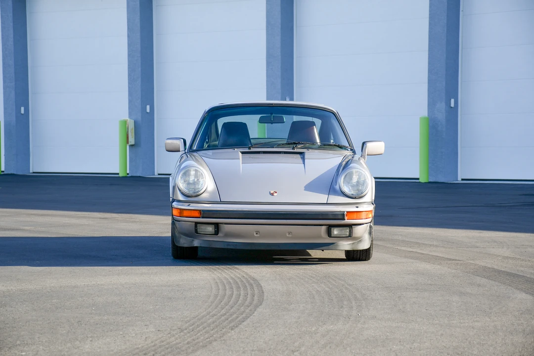 1985 Porsche 911 Carrera 3.2 - Image 9 of 31