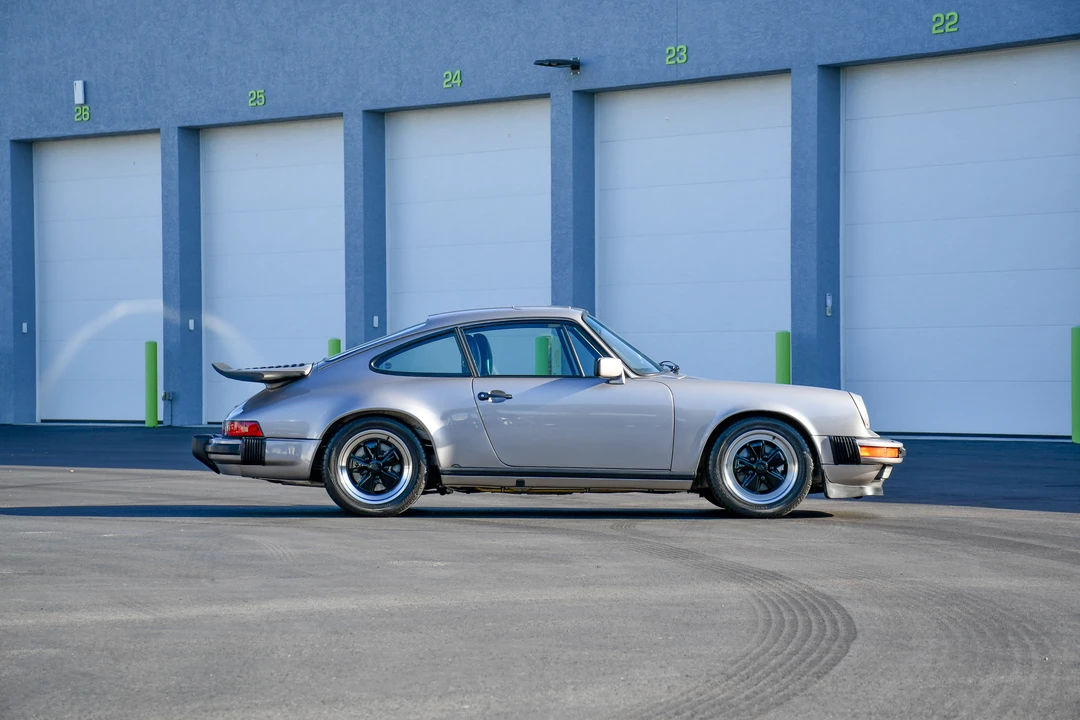 1985 Porsche 911 Carrera 3.2 - Image 10 of 31