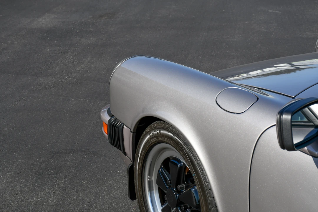 1985 Porsche 911 Carrera 3.2 - Image 29 of 31