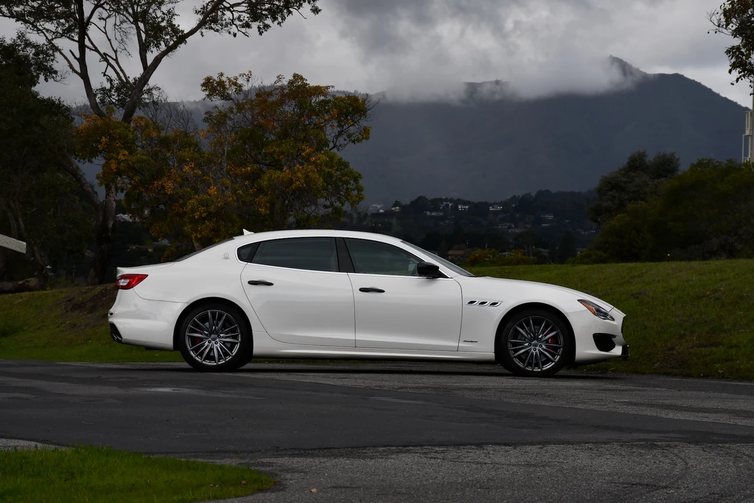 2019 Maserati Quattroporte 6th Gen - Image 10 of 31