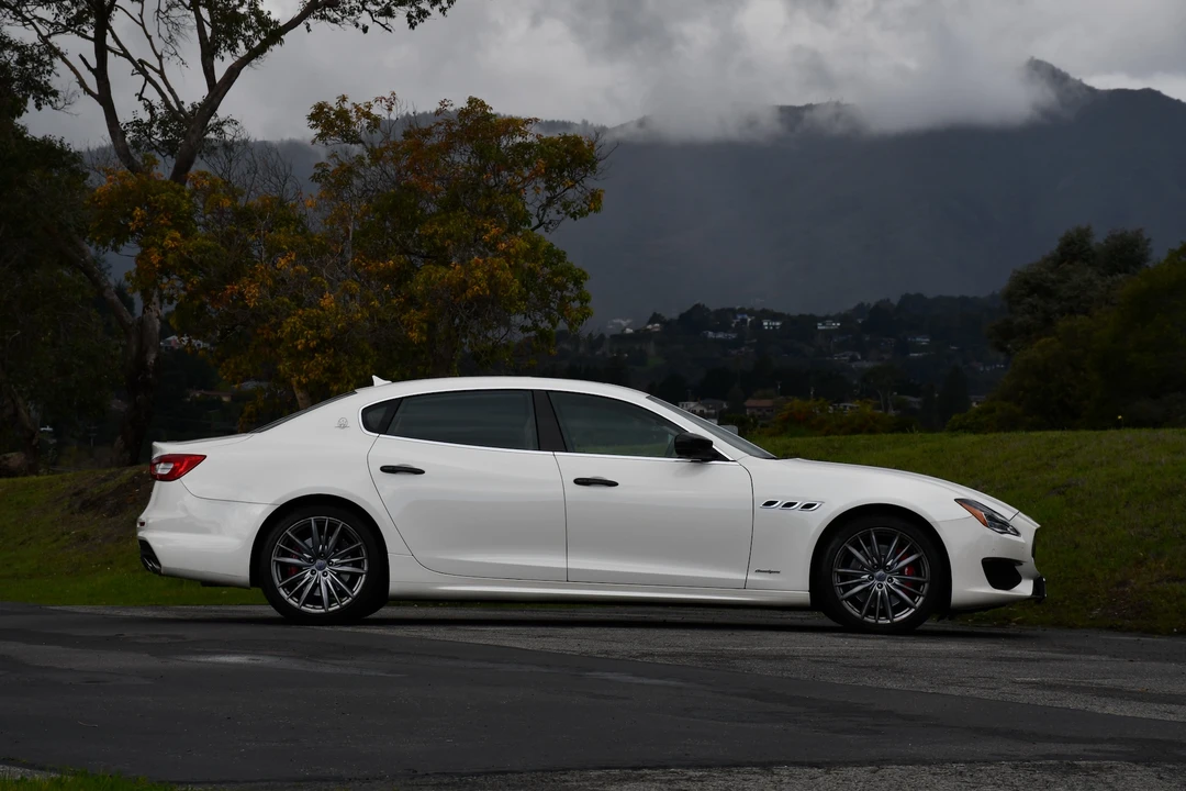 2019 Maserati Quattroporte 6th Gen - Image 11 of 31