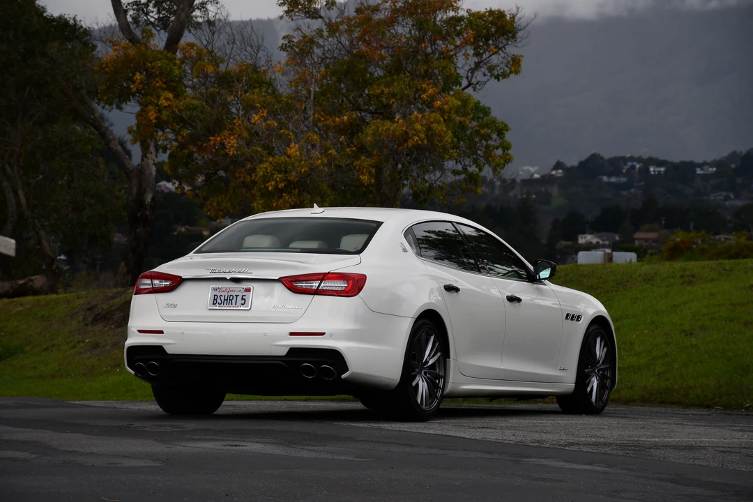 2019 Maserati Quattroporte 6th Gen - Image 12 of 31