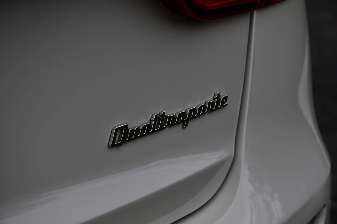 2019 Maserati Quattroporte 6th Gen - Image 23 of 31