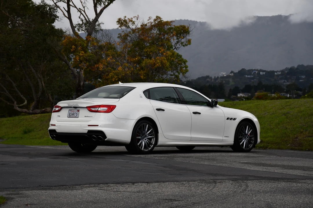 2019 Maserati Quattroporte 6th Gen - Image 13 of 31