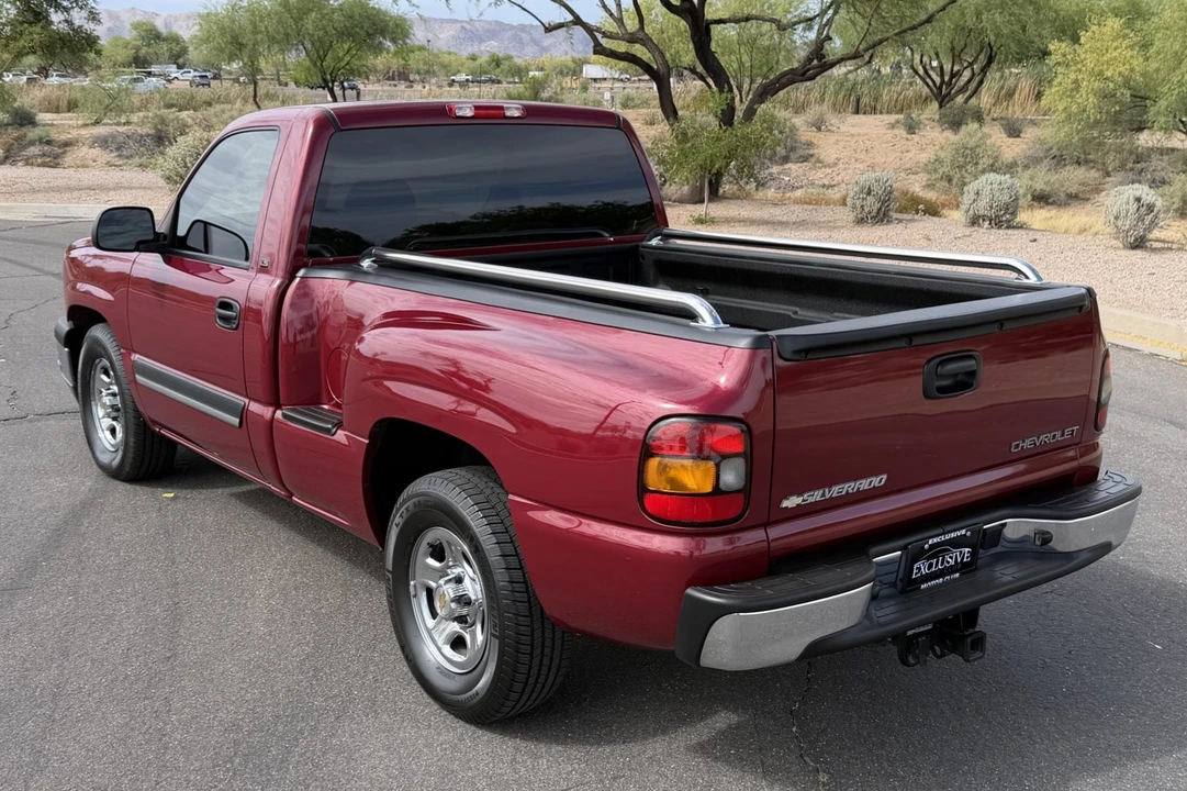 2004 Chevrolet Silverado 1st Gen - Image 2 of 7