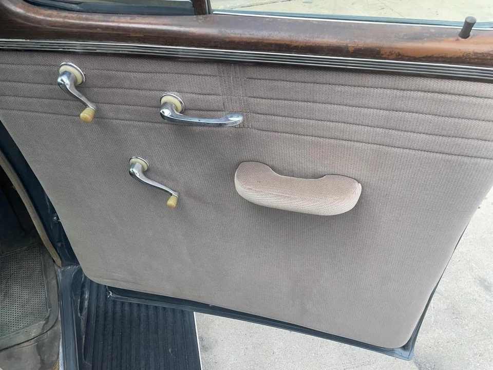 1938 Buick Century - Image 16 of 31