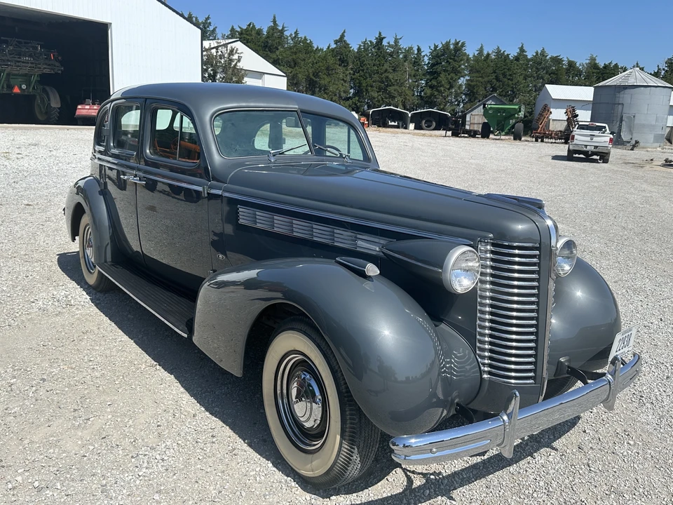 1938 Buick Century - Image 2 of 31