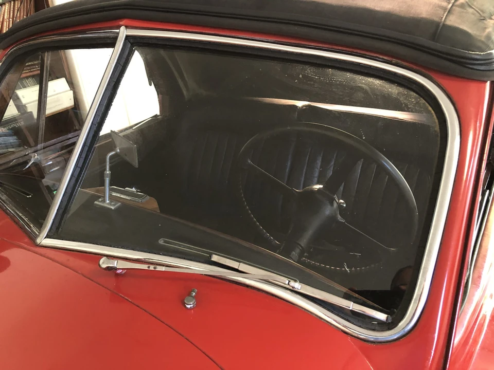 1953 Jaguar XK120 DHC Drophead - Image 24 of 31