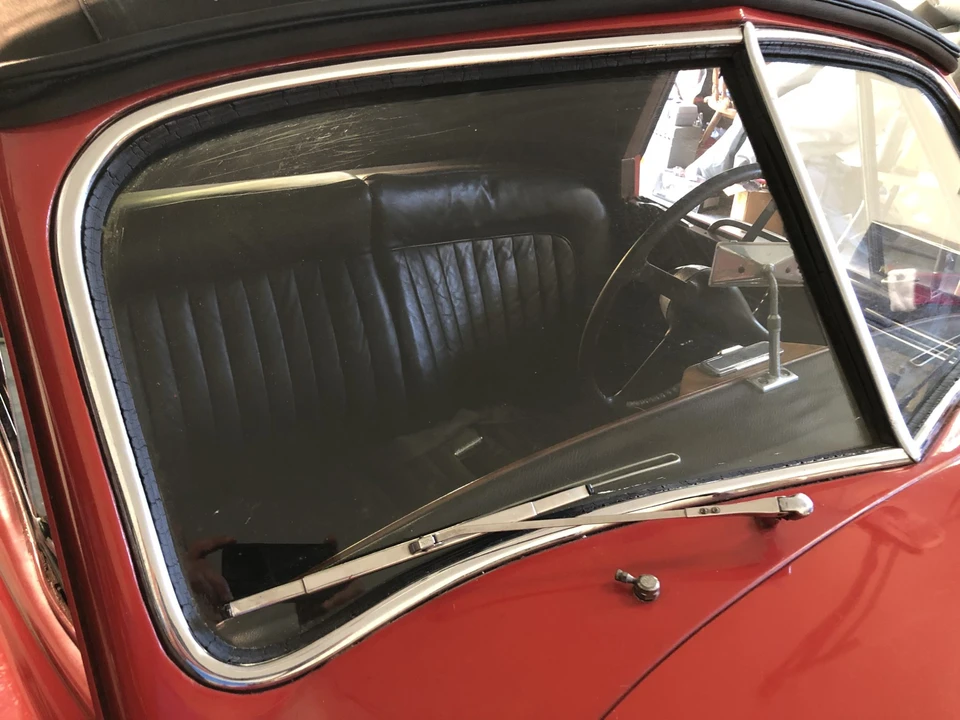 1953 Jaguar XK120 DHC Drophead - Image 25 of 31