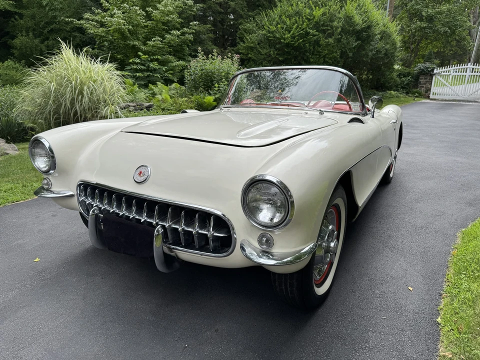 1956 Chevrolet Corvette C1 - Image 2 of 31