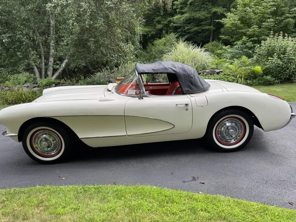 1956 Chevrolet Corvette C1 - Image 10 of 31